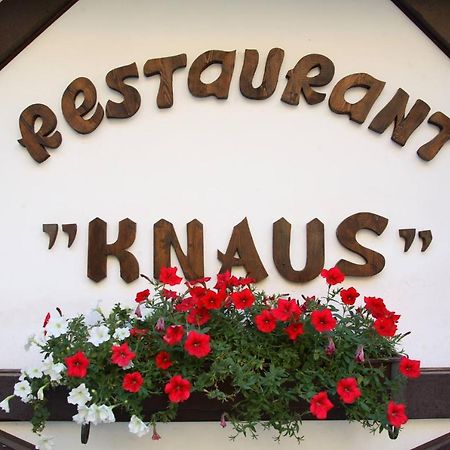 Knaus Apartments Tsjernivtsi Eksteriør bilde